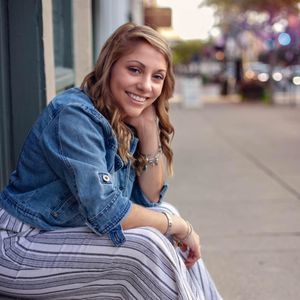 Meet your Posher, Nicole